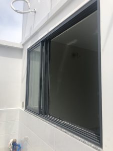 Cửa nhôm Xingfa bị vô nước nguyên nhân do đâu, xử lý thế nào?
