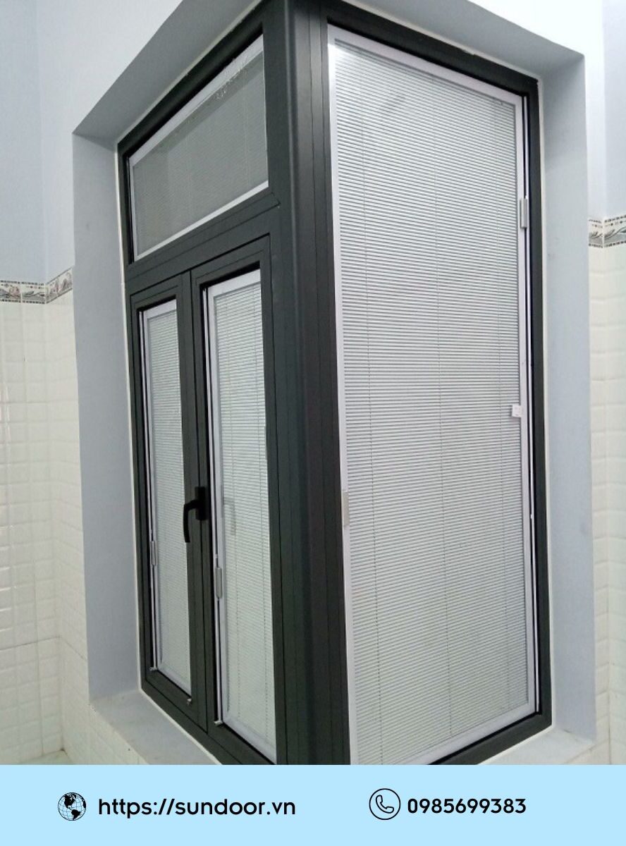 Cửa nhôm Xingfa kính hộp có rèm tiện lợi